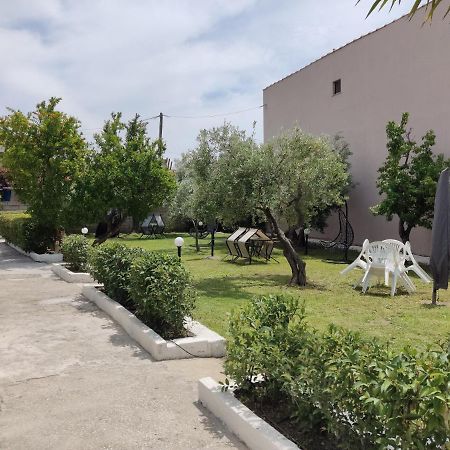 니키티 Elina House And Garden 빌라 외부 사진